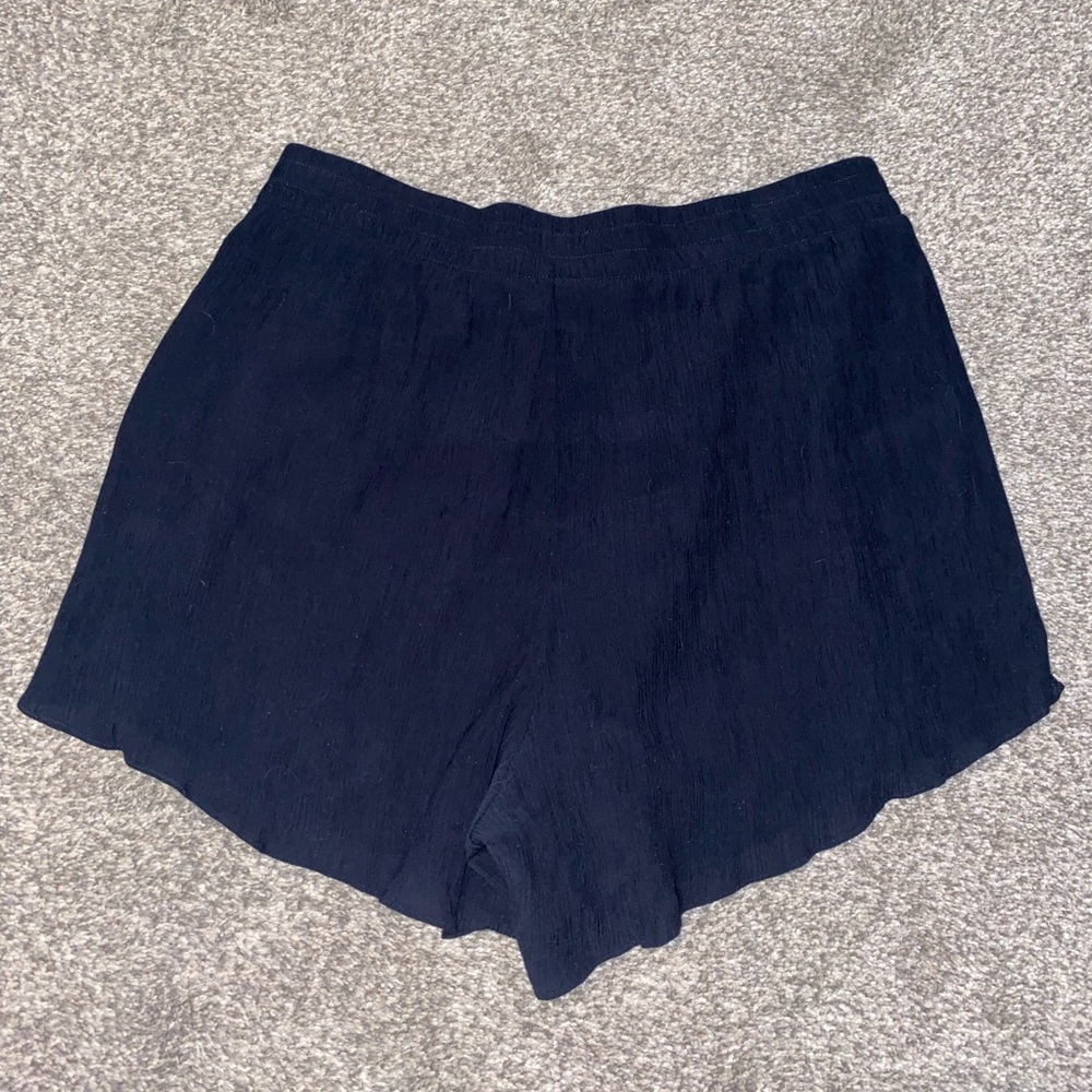 Abercrombie & Fitch Crinkle Textured Pull-On Short